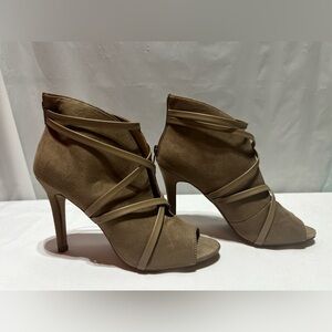 NWOT Journee Collection Strappy Taupe Suede Bootie
